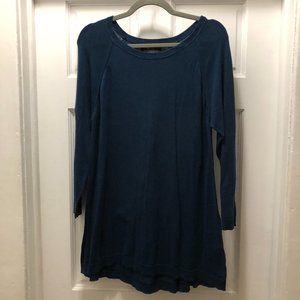 Wideneck blue tunic sweater